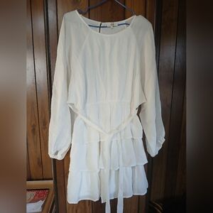 Entro White Long Sleeve Layered Dress